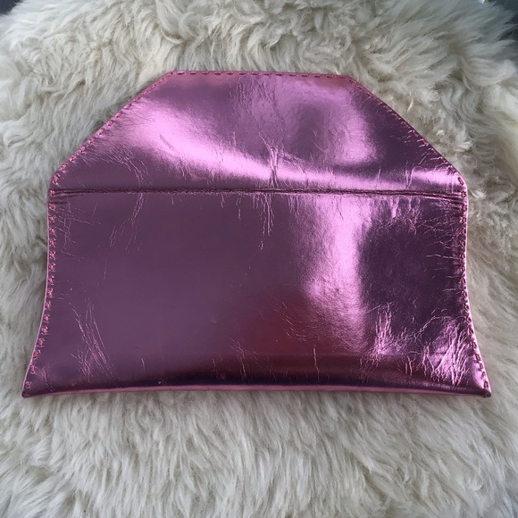 Fascinating Hot Pink Metallic Leather Clutch by VBH Manila First Edition - WOW - Picture 6 of 12